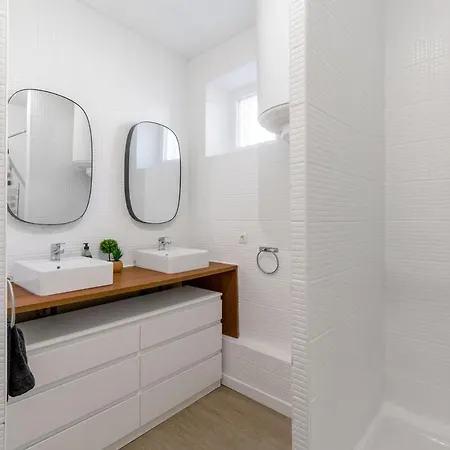 Joli 2 Pieces Proche Gare St Charles Apartment *