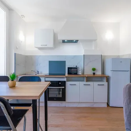 Apartment Joli 2 Pieces Proche Gare St Charles *